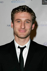 picture of actor Dean O'Gorman
