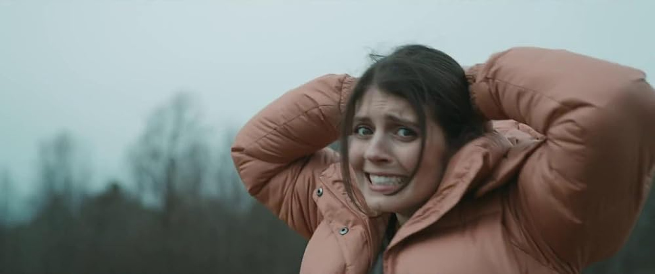 Emily Bader en Paranormal Activity: Allegados