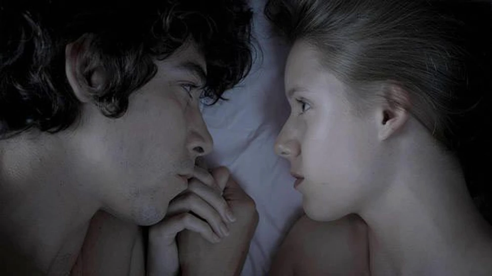 Óscar Jaenada y Manuela Vellés en buscando-a-eimish