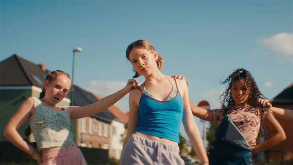 Lisa Vanhemelrijck en everyone-s-sorry-nowadays