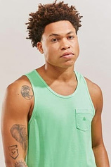 picture of actor Victor Andrade