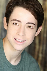 picture of actor Nolan Lyons