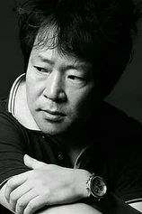 photo of person Yeong-wook Jo
