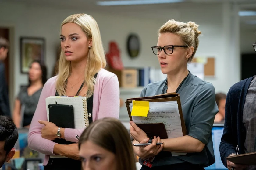 Margot Robbie y Kate McKinnon en el-escandalo-bombshell