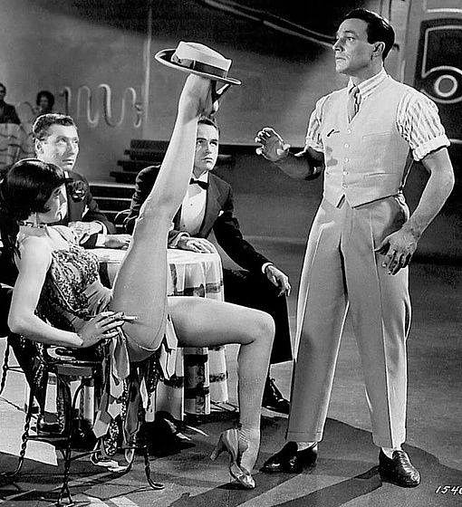 Gene Kelly y Cyd Charisse en Cantando Bajo la Lluvia