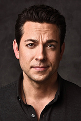 photo of person Zachary Levi