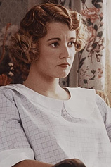 picture of actor Emily Lloyd
