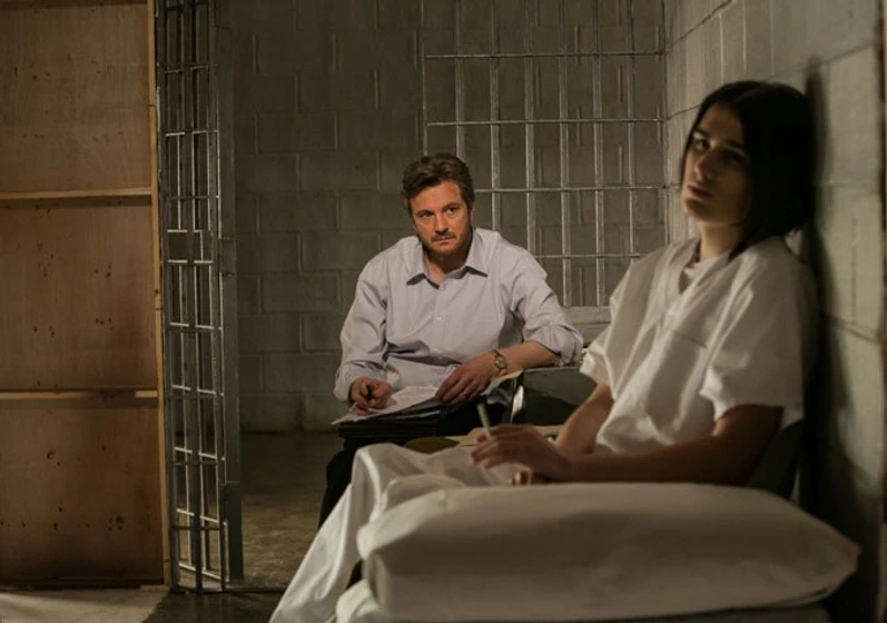 Colin Firth y James Hamrick en condenados-2013