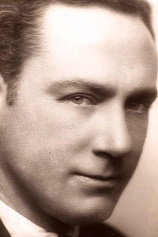 picture of actor Douglas Cosgrove
