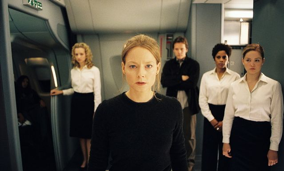 Jodie Foster y Erika Christensen en Plan de vuelo: desaparecida