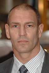 picture of actor Dave Legeno