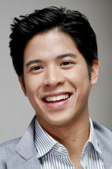 photo of person Thira Chutikul