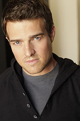 picture of actor Joshua LeBar