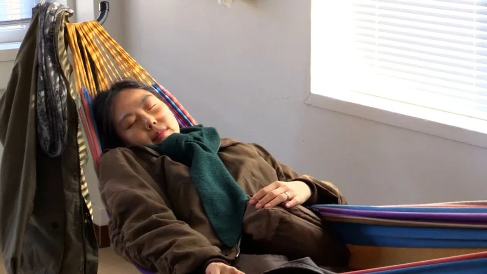 Min-hie Kim en nowhere-to-lay-my-eyes