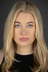 picture of actor Julia Reilly