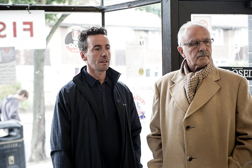 Jay Simpson y David Essex en the-guvnors