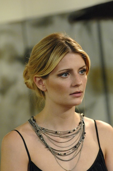 Mischa Barton en Identidad en la Sombra