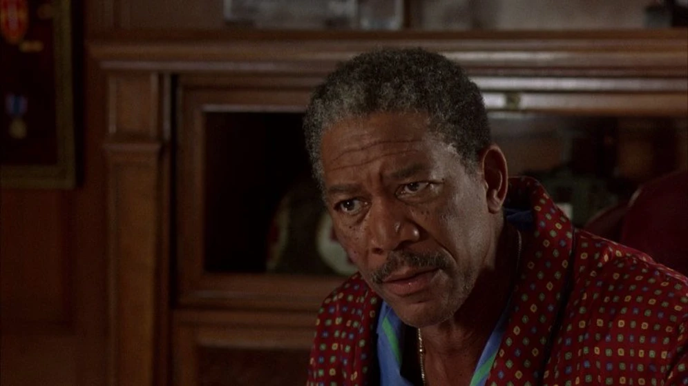 Morgan Freeman en Estallido