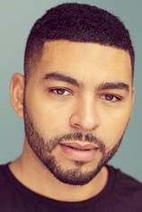 picture of actor Noah Maxwell Clarke