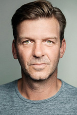 picture of actor Jason Hughes