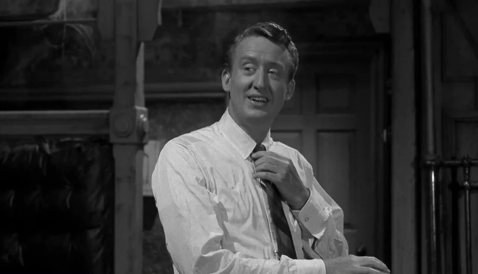 Tom Poston en la-vieja-casa-oscura