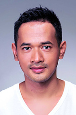 picture of actor Oka Antara