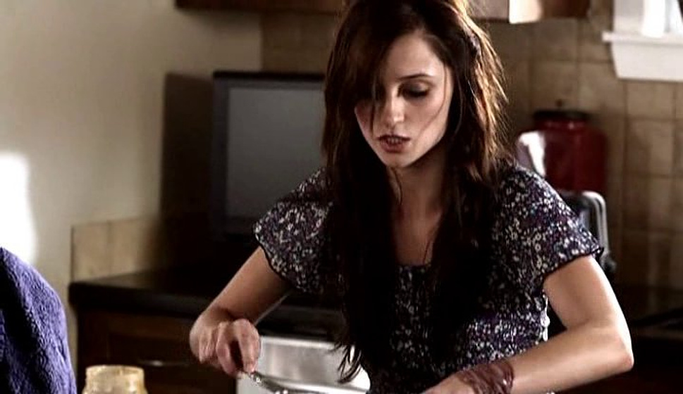 Melanie Papalia en Encerrada