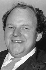 photo of person Roy Kinnear