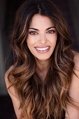 photo of person Lindsay Hartley