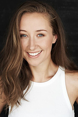 picture of actor Erin Doherty