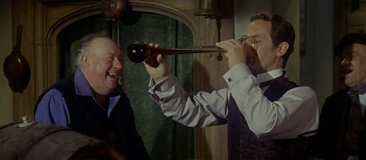 Francis Matthews y George Woodbridge en dracula-principe-de-las-tinieblas