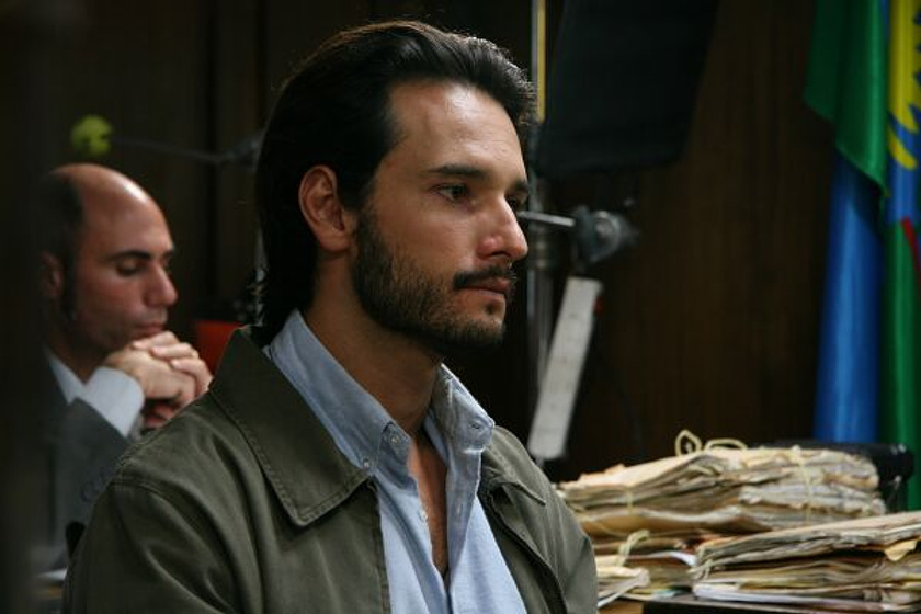 Rodrigo Santoro en Leonera