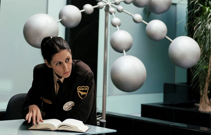 Bárbara Santa-Cruz en jefe