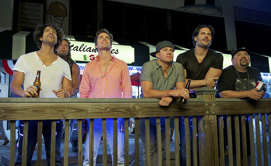 Kevin Nash, Channing Tatum, Matt Bomer, Joe Manganiello y Gabriel Iglesias en Magic Mike XXL