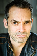 picture of actor Todd Thomson