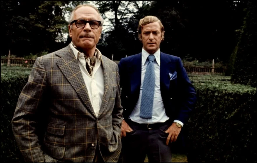 Michael Caine y Laurence Olivier en la-huella-1972