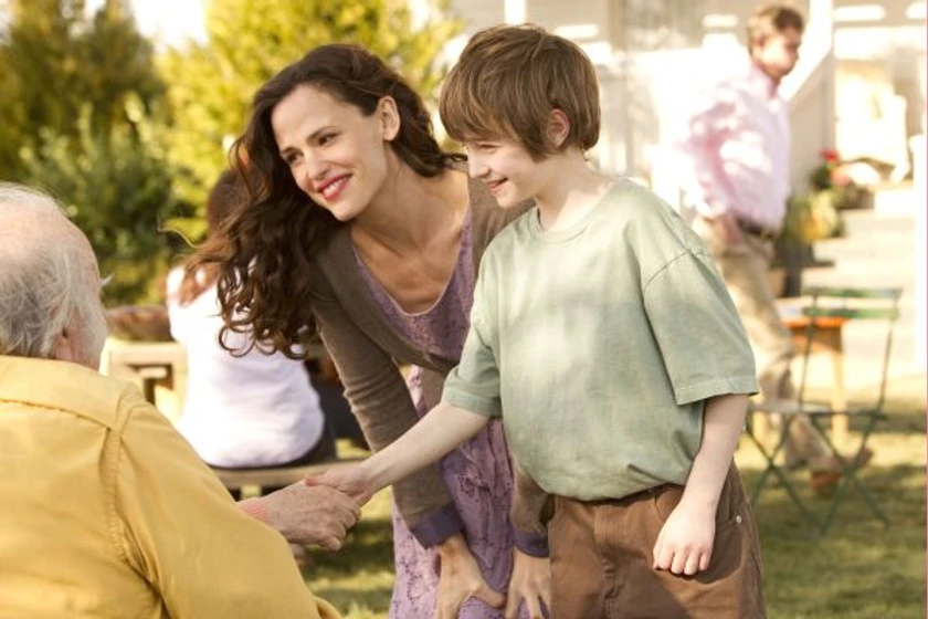Jennifer Garner y Cameron 'CJ' Adams en la-extrana-vida-de-timothy-green