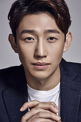 picture of actor Ki-Young Kang