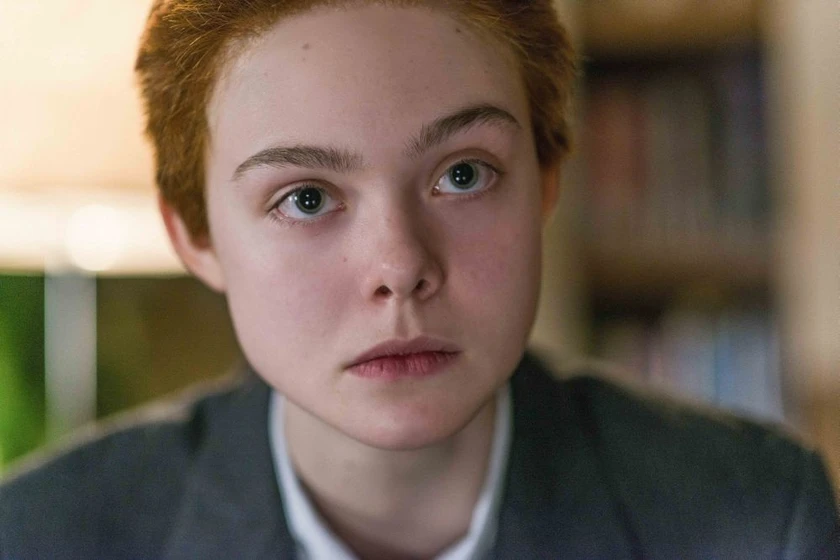 Elle Fanning en 3-generaciones