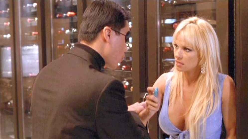 Pamela Anderson en Dos Rubias Muy Rubias