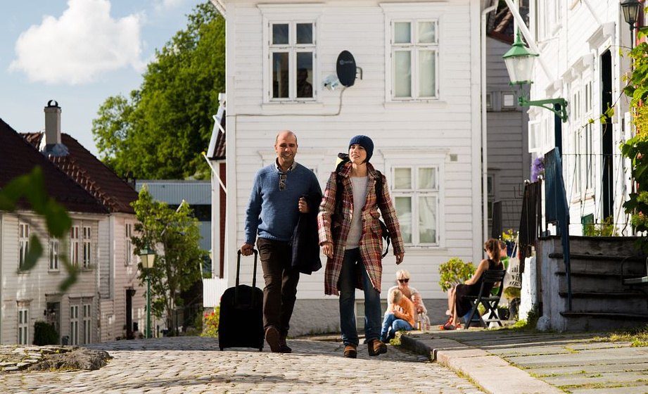 Checco Zalone y Eleonora Giovanardi en Un Italiano en Noruega