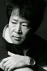 photo of person Yeong-wook Jo