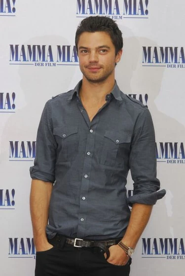 Dominic Cooper en mamma-mia (Photocall en Berlin (Julio 2008))