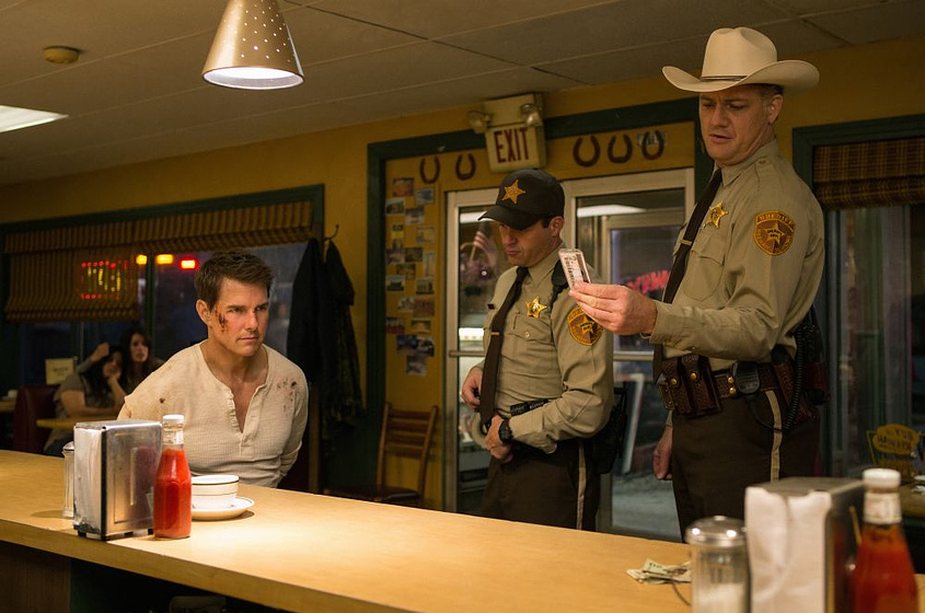 Tom Cruise, Jason Douglas y Judd Lormand en Jack Reacher. Nunca vuelvas atrás