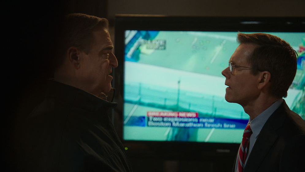 Kevin Bacon y John Goodman en Día de Patriotas