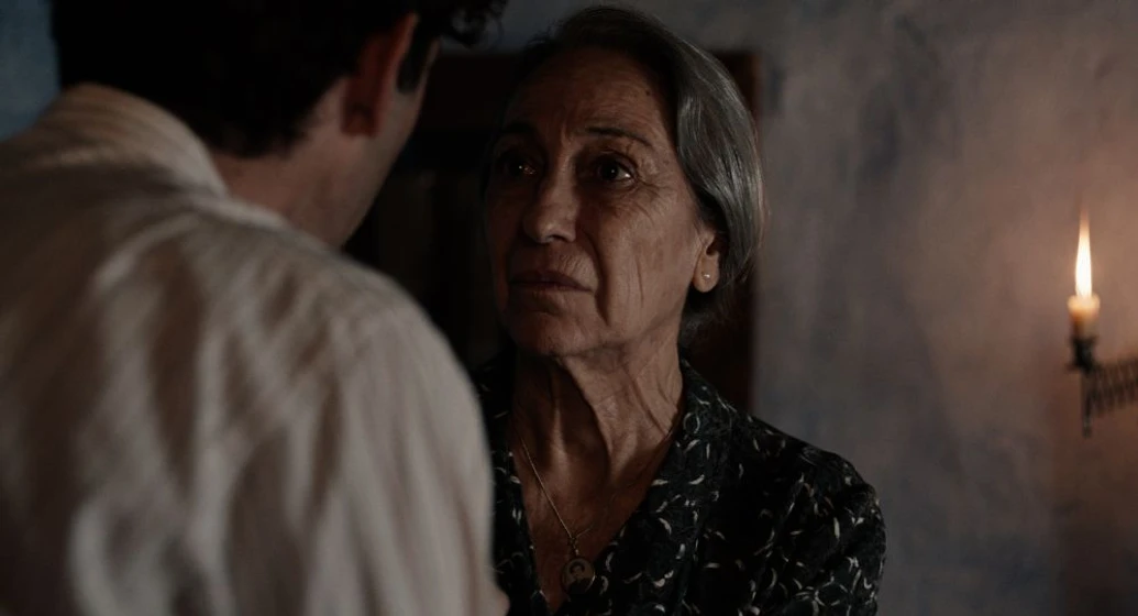 Luisa Gavasa en el-maestro-que-prometio-el-mar