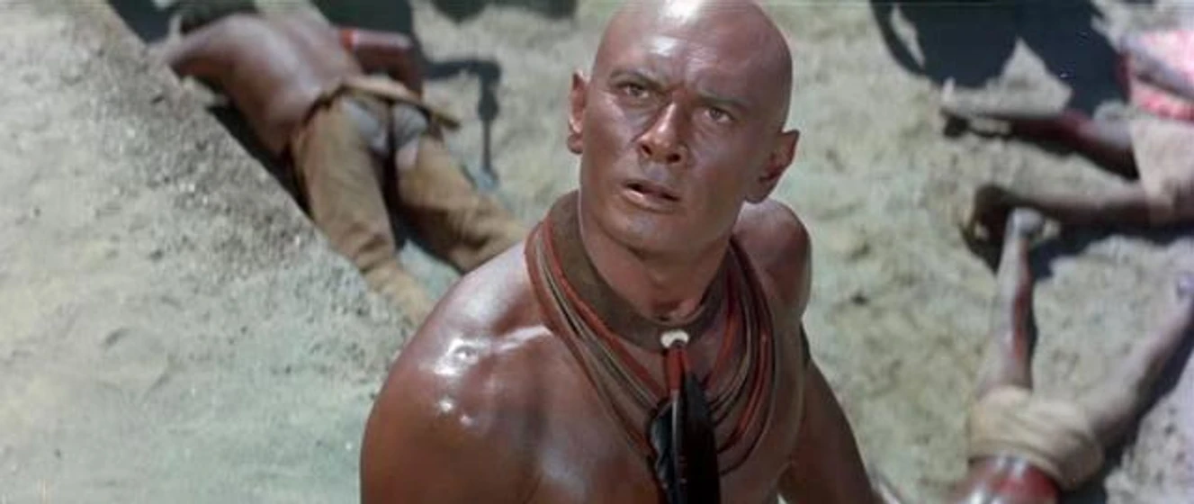 Yul Brynner en Los Reyes del Sol