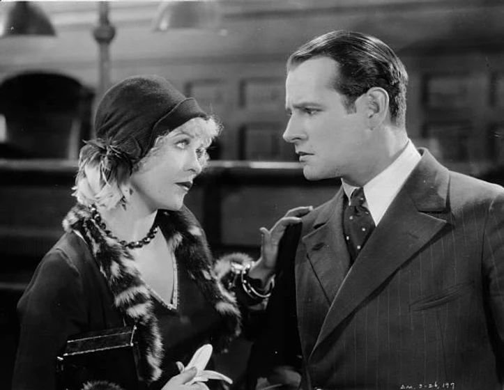 Victor Varconi y Phyllis Haver en chicago-1927