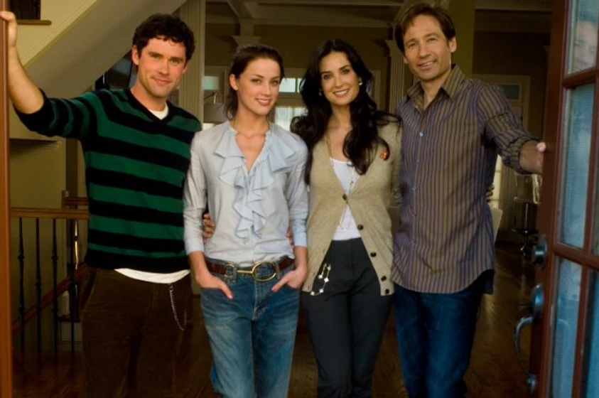 Demi Moore, David Duchovny, Amber Heard y Ben Hollingsworth en la-familia-jones