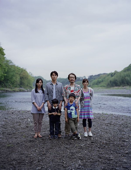Machiko Ono, Yoko Maki, Lily Franky y Masaharu Fukuyama en De tal Padre, tal Hijo